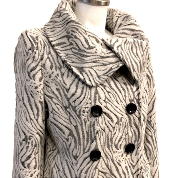 Sabine Zebra Trench Coat L - Picture 5 of 11